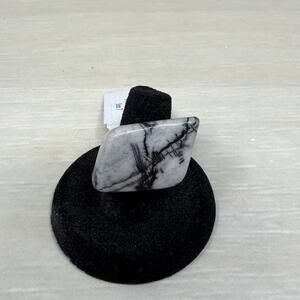 Chunky One Piece Web Jasper Gray and Black Polished Stone Ring Size 7.5